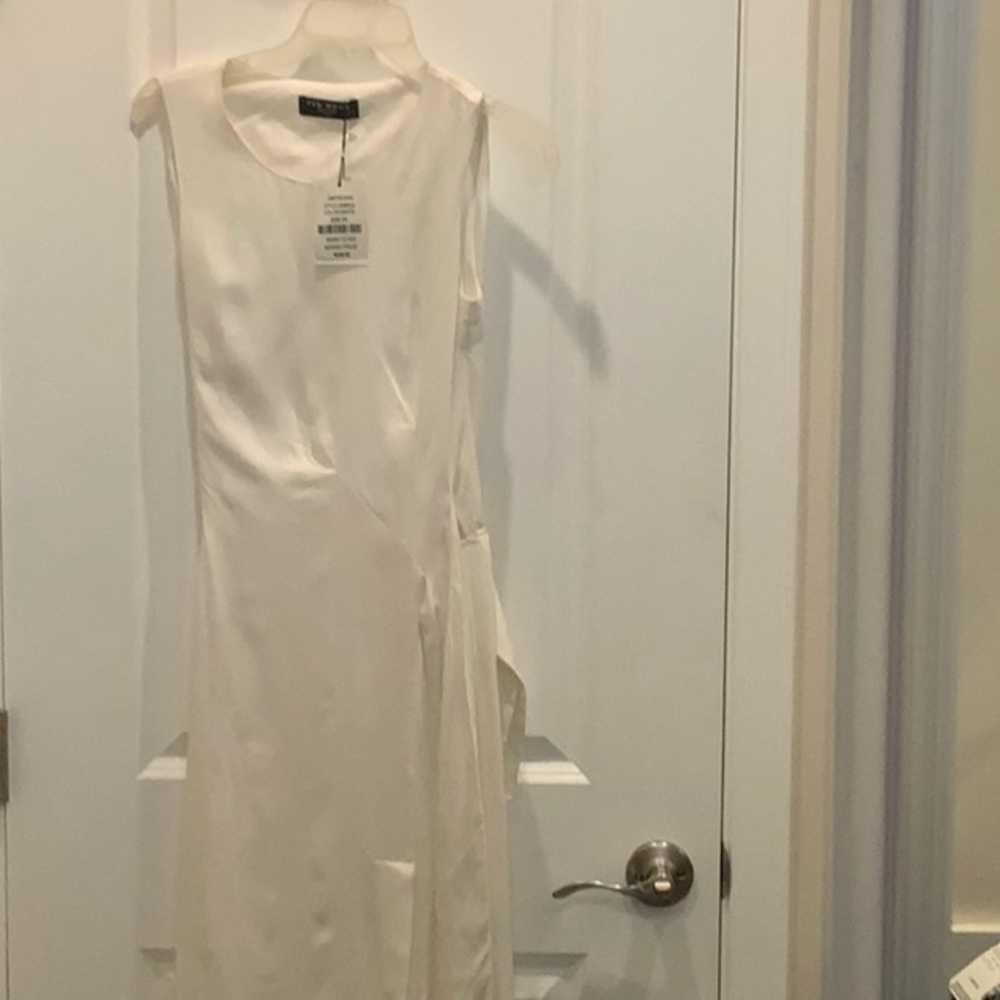 Few Moda New York NWT, white sleeveless dress, OS